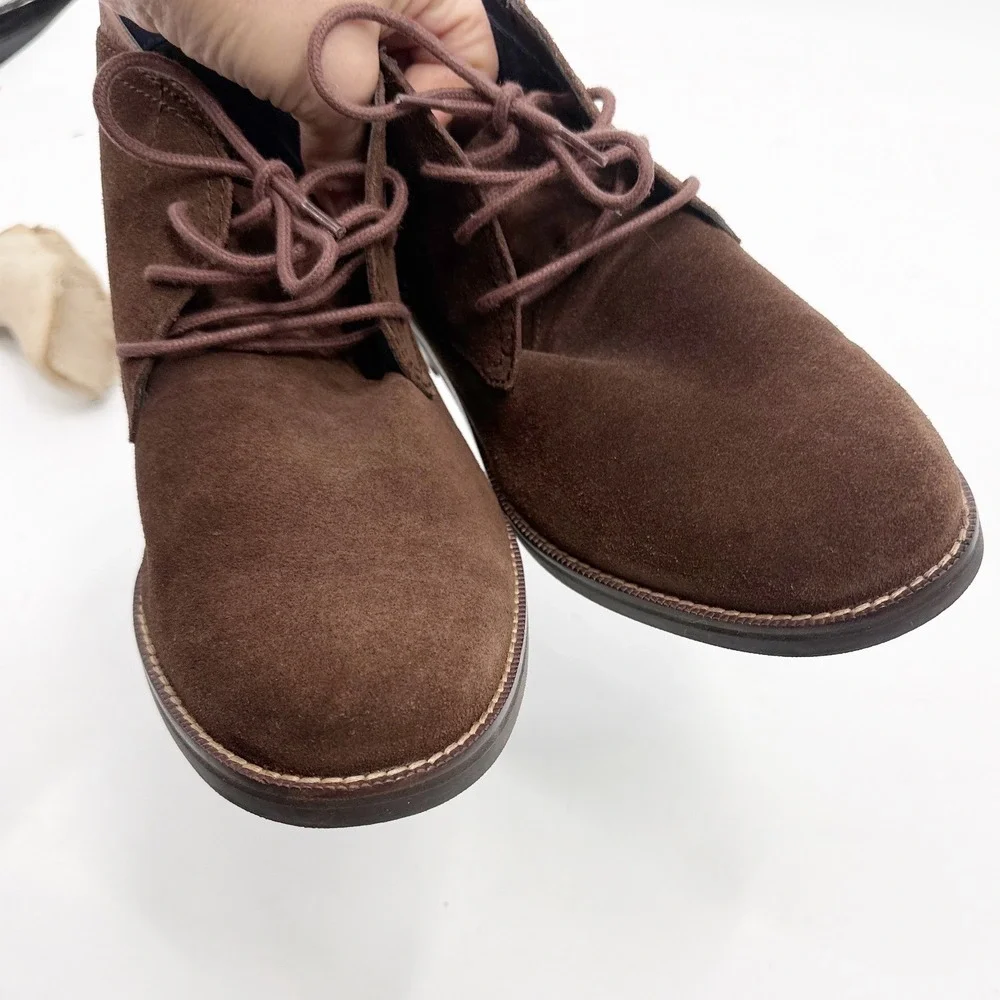 Cole Haan Ogden Mens 9M Brown Suede Chukka Boots Lace Up Ankle Boots NWOT